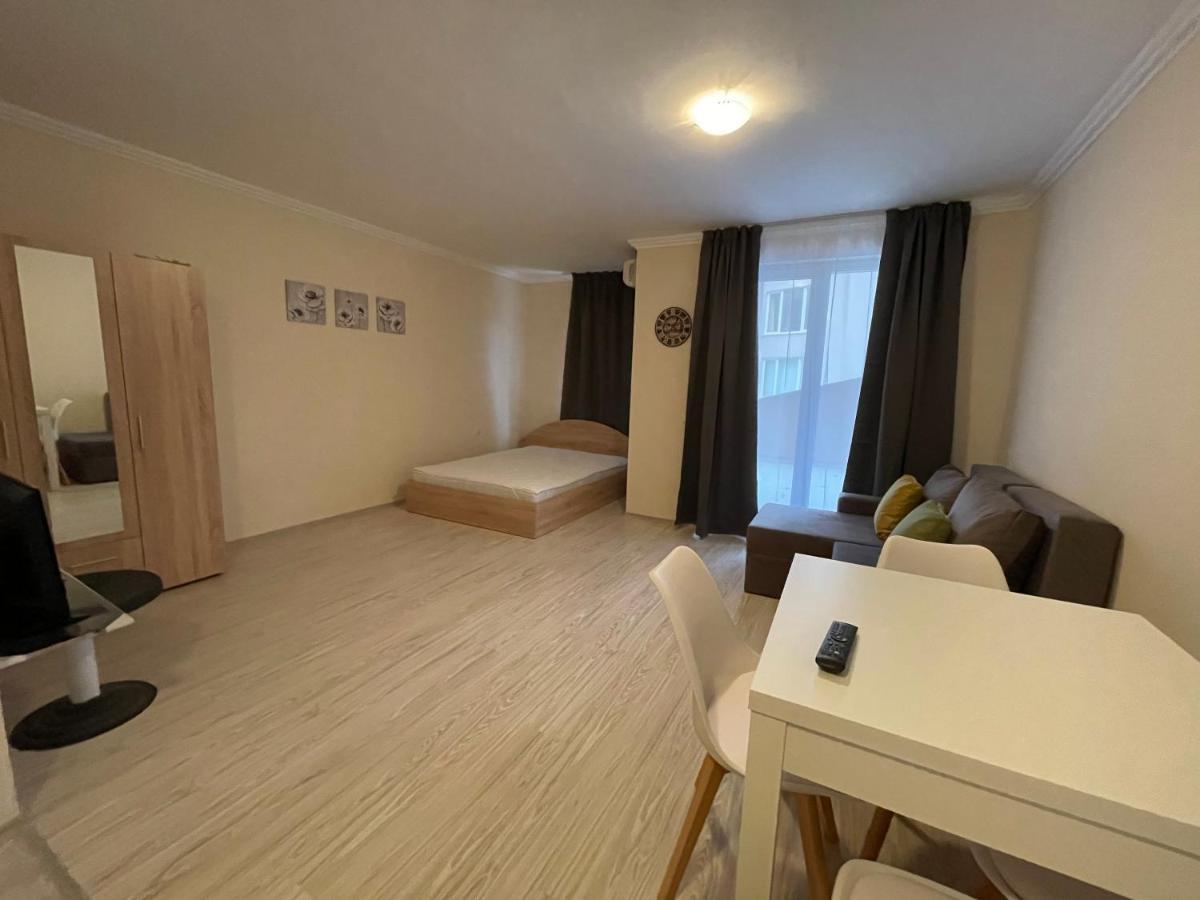 Apartments In Vip Classic Sunny Beach Buitenkant foto